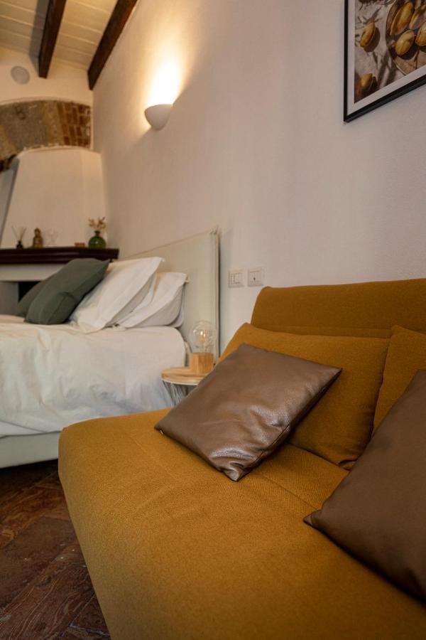 Cozy House In Naviglio Grande - Homy Apartments Milano Exteriör bild